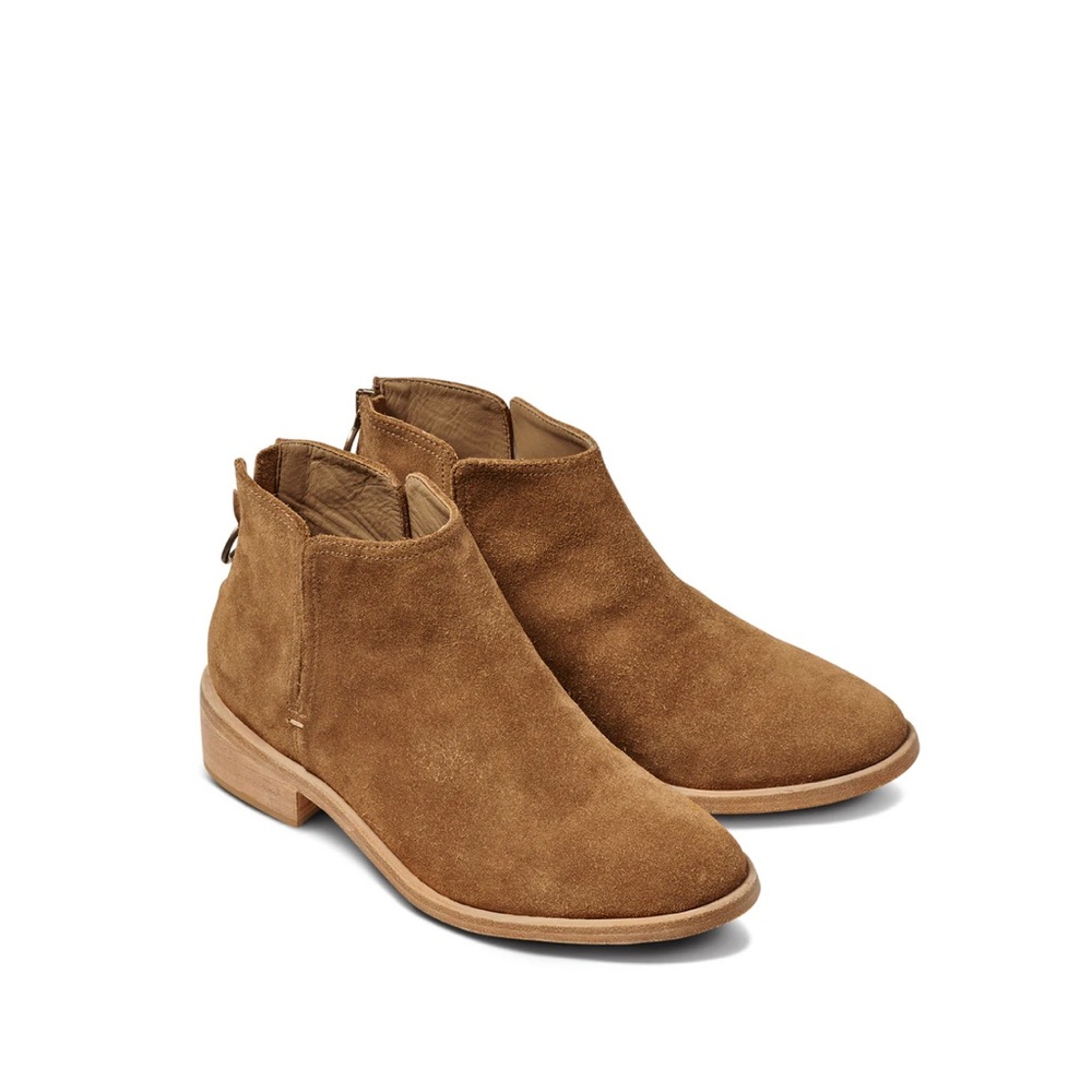 Beek Falcon Chestnut Suede Ankle Boots 6.5